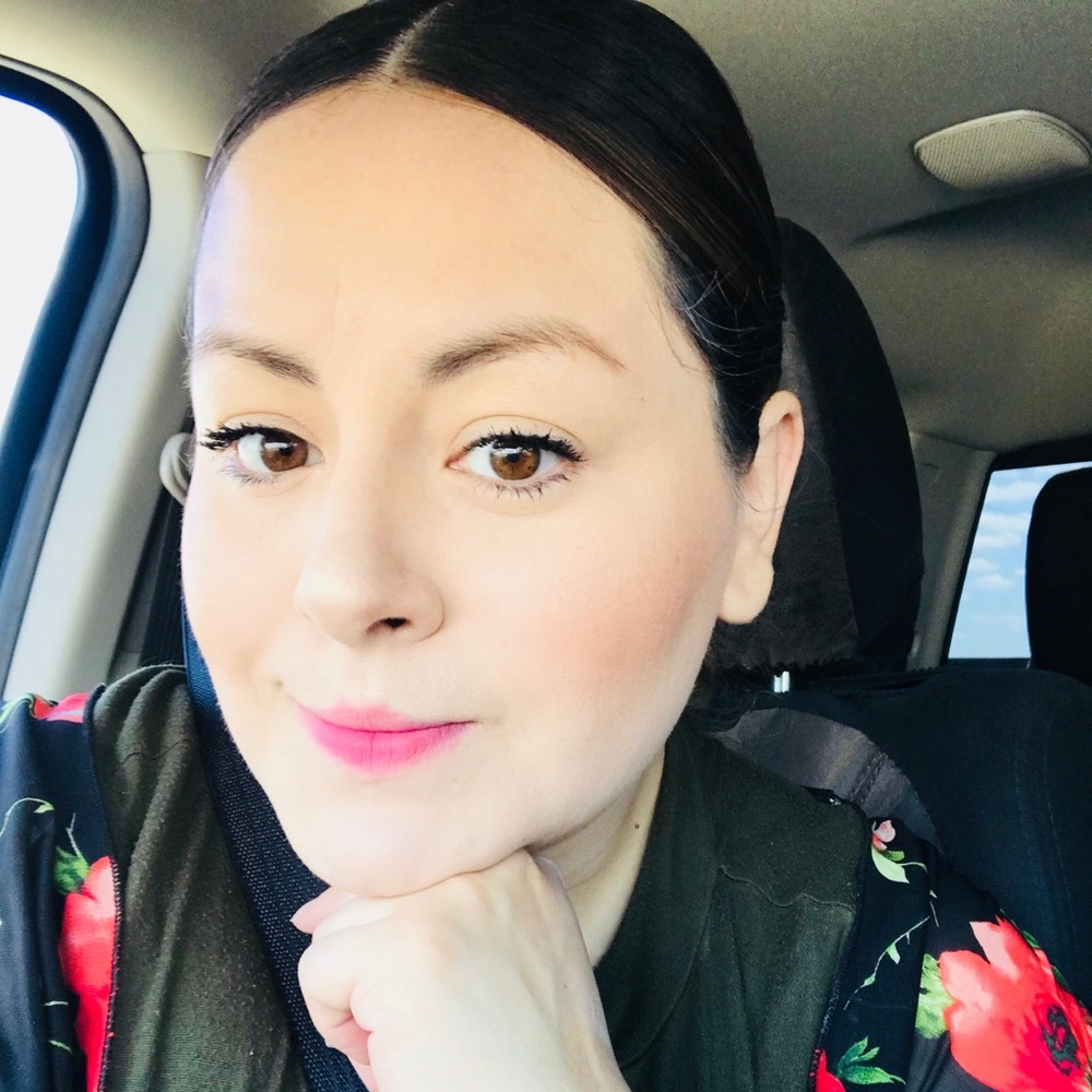 Meet your Posher, Mayra